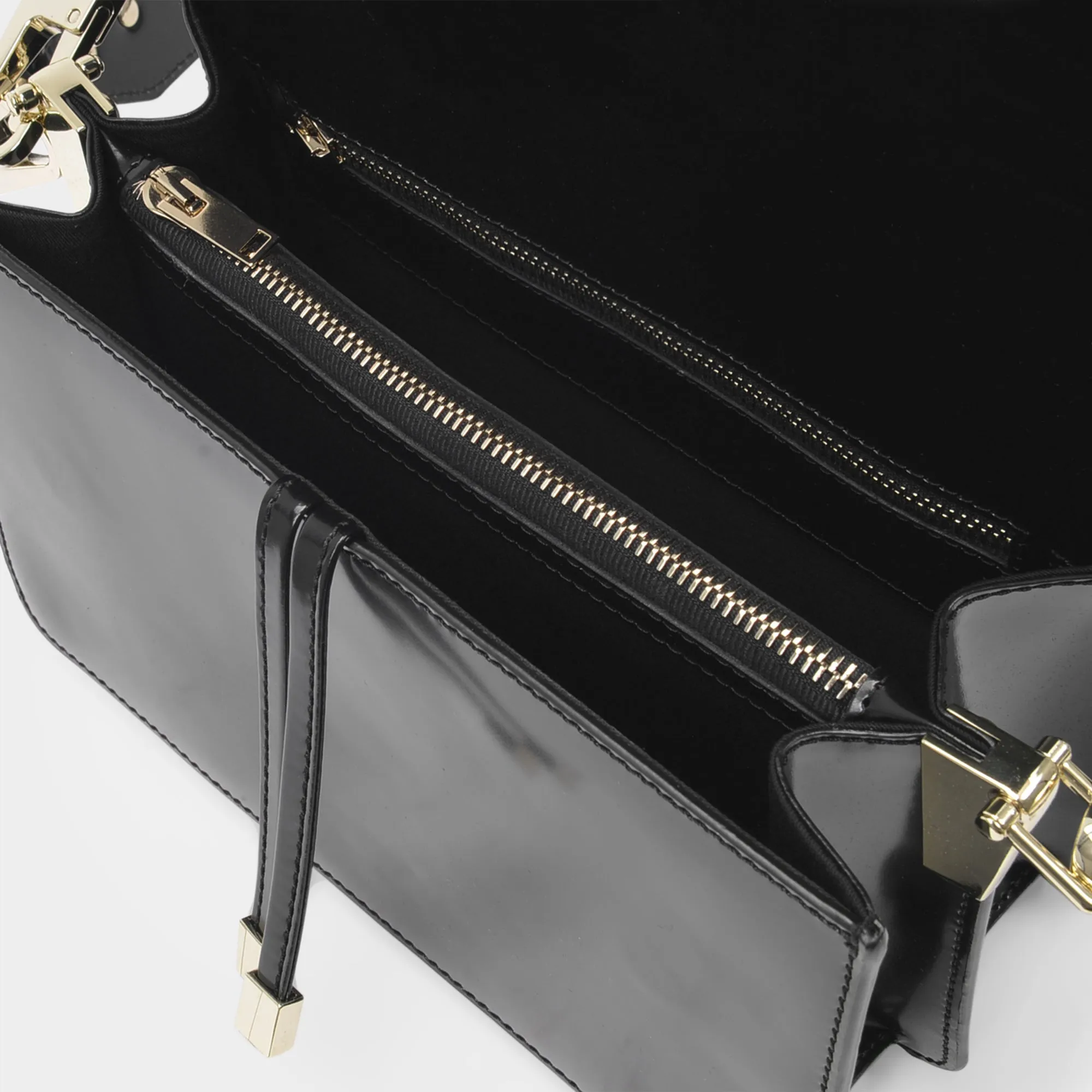 Chylak  Shoulder Bag in Glossy Black Leather