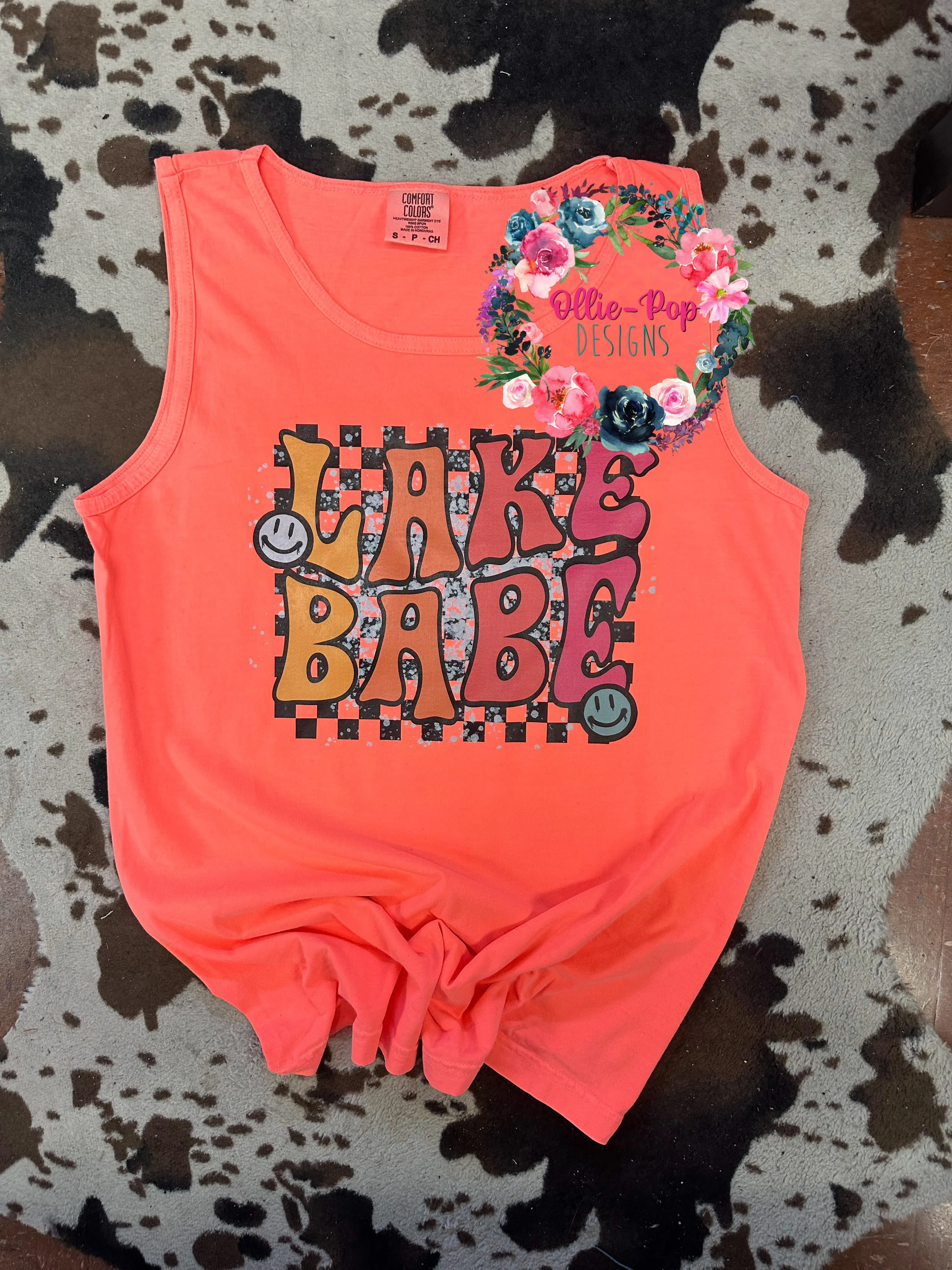 Lake babe - Comfort Colors Tank