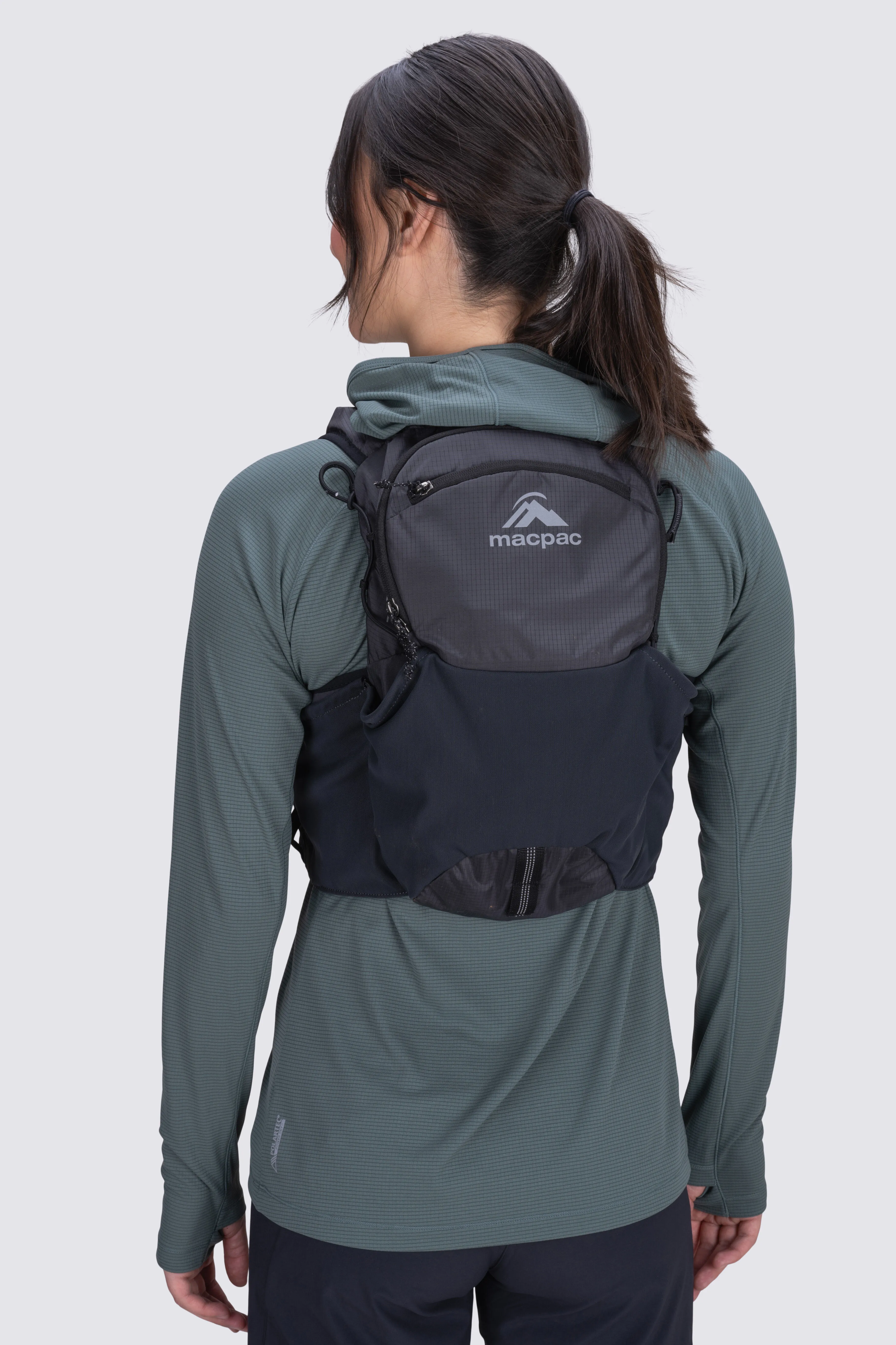 Macpac Amp Ultra 10L Running Vest