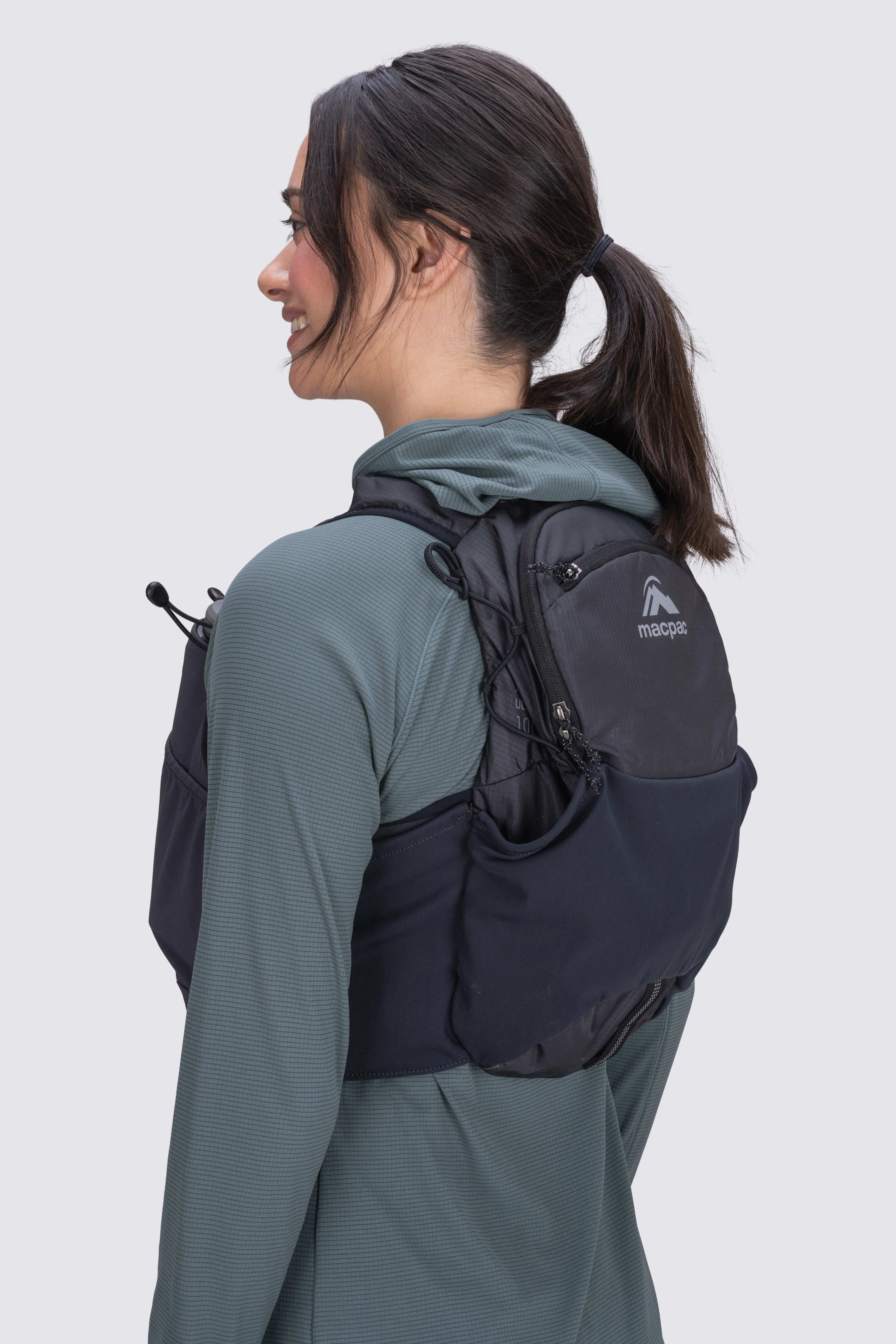 Macpac Amp Ultra 10L Running Vest