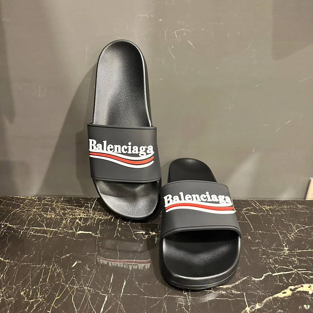 MONCLER BLACK AND WHITE SLIPPER