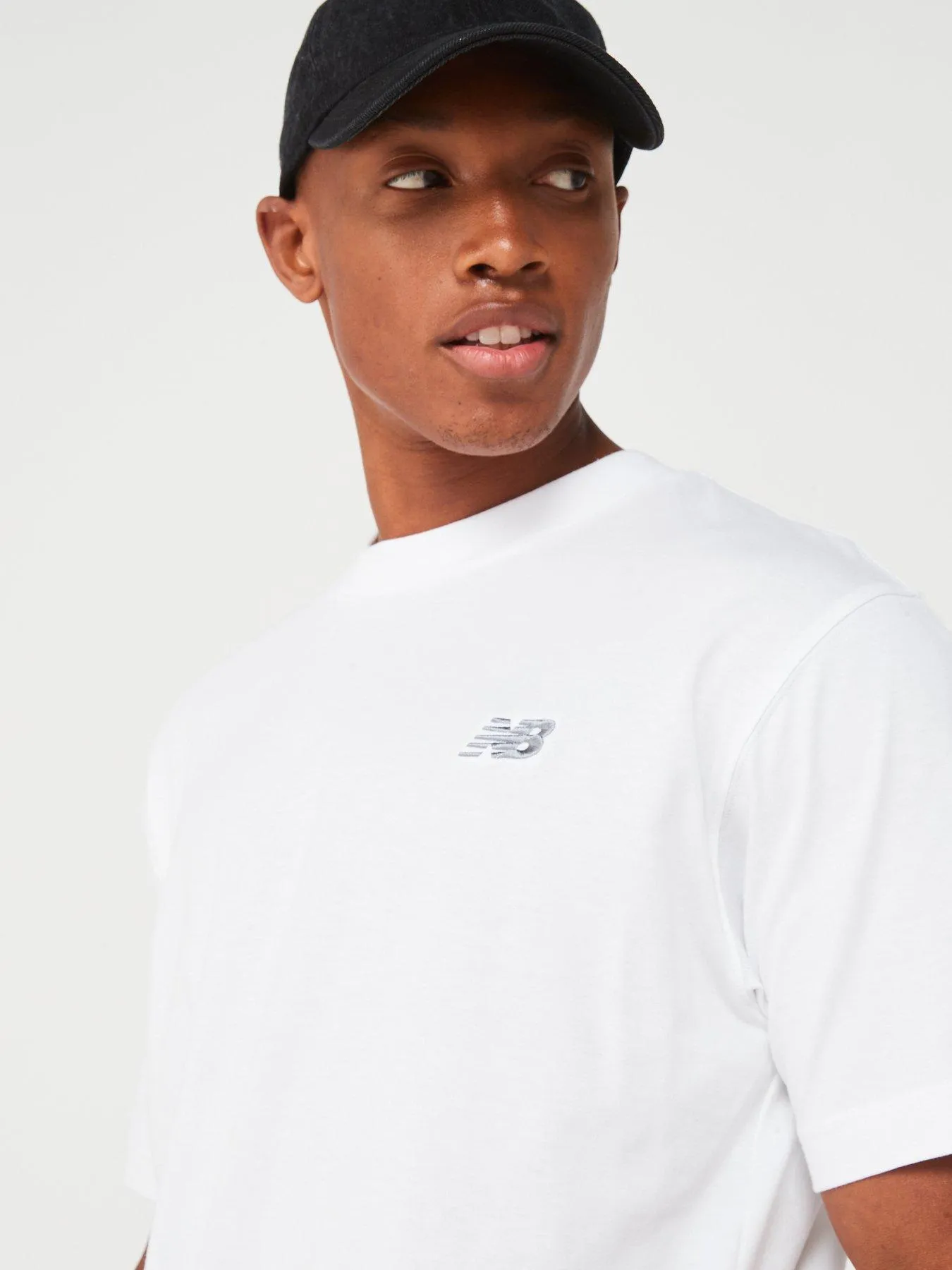 New Balance Mens Small Logo T-Shirt - White